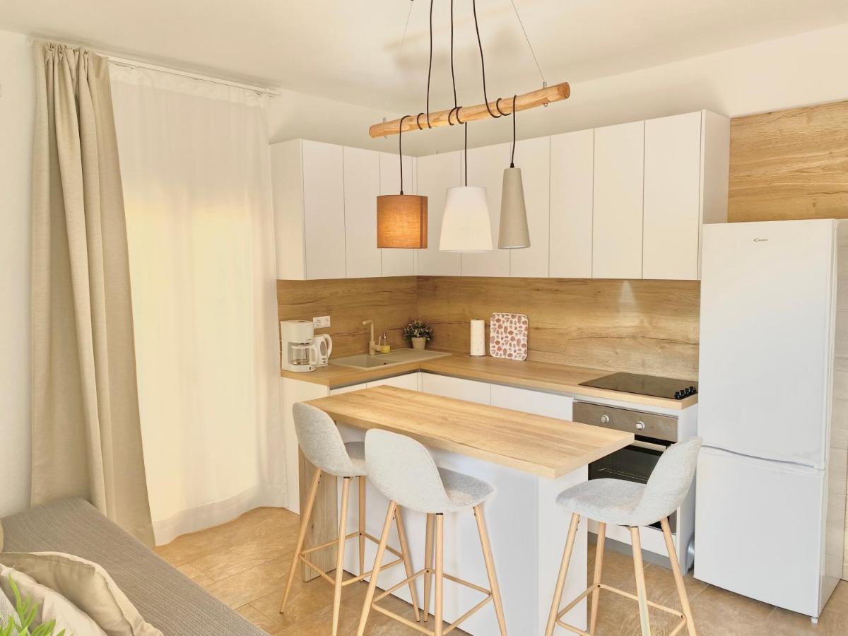 Mamma Mia Apartments-City Center هفار المظهر الخارجي الصورة