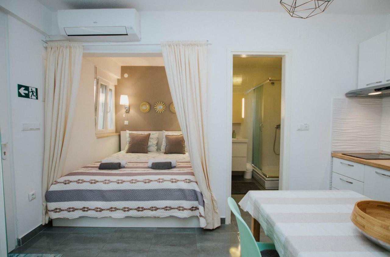 Mamma Mia Apartments-City Center هفار المظهر الخارجي الصورة